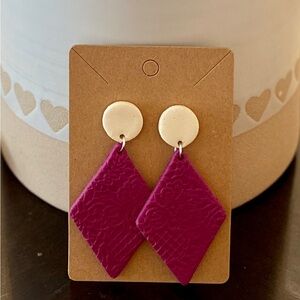 Magenta Diamond-Textured Clay Earrings